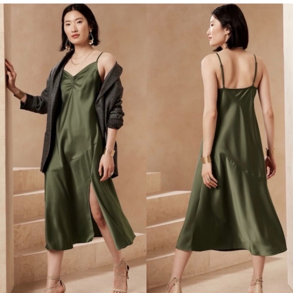 Banana Republic Ruched Satin Midi Dress in Iguana Green